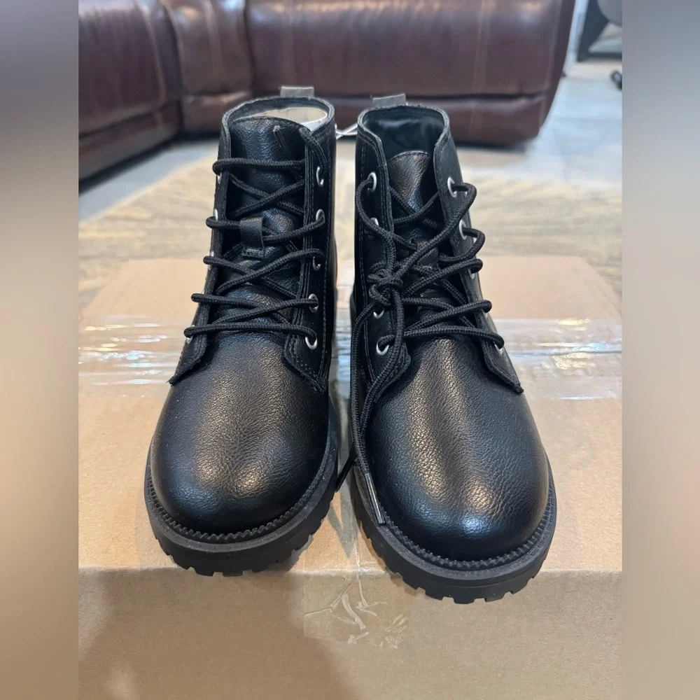 Old Navy EUC Girls Kids' Faux-Leather Lace-Up Combat Boots Black Sz 3